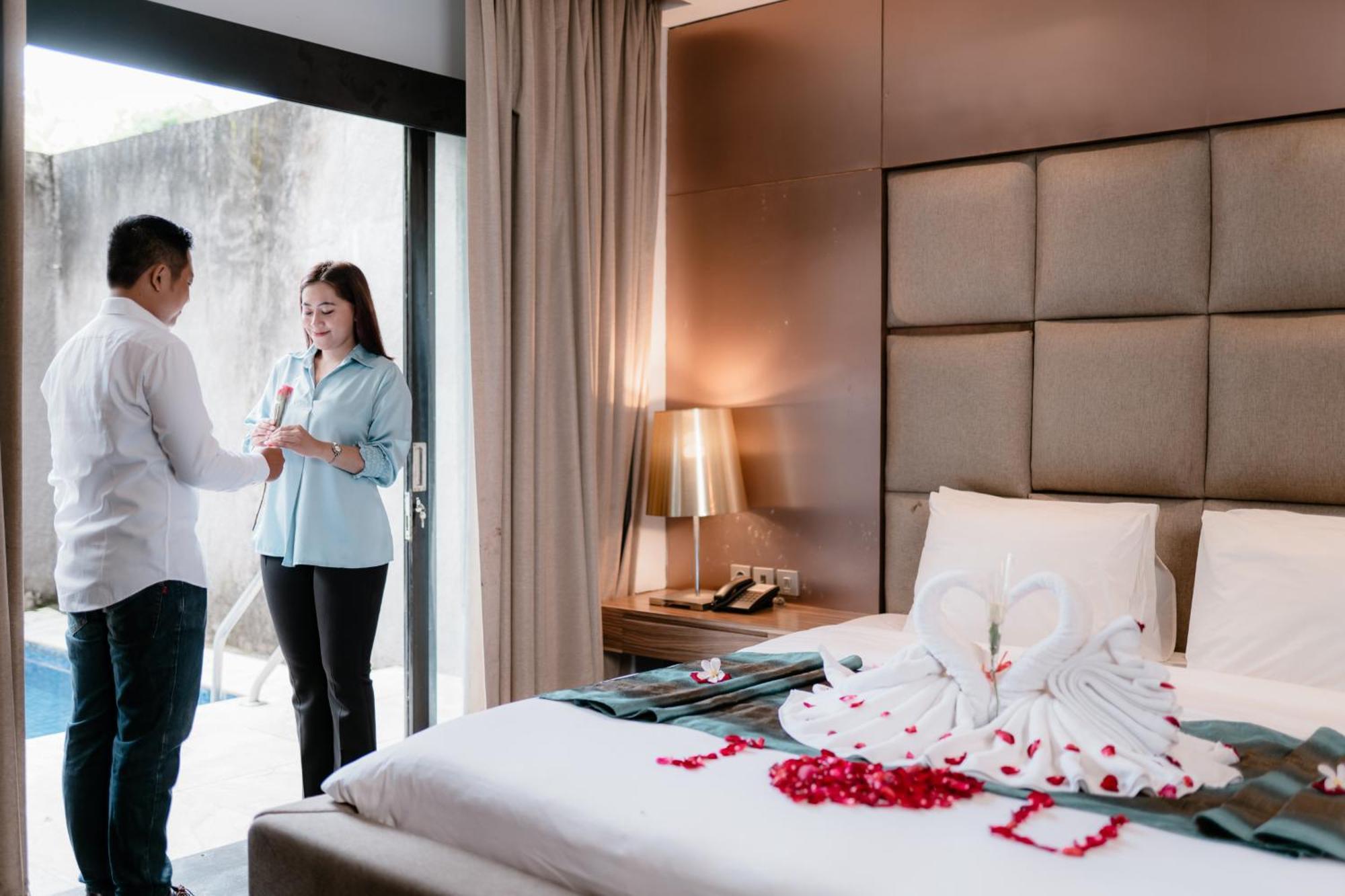 Amaroossa Suite Bali Nusa Dua  Exteriör bild