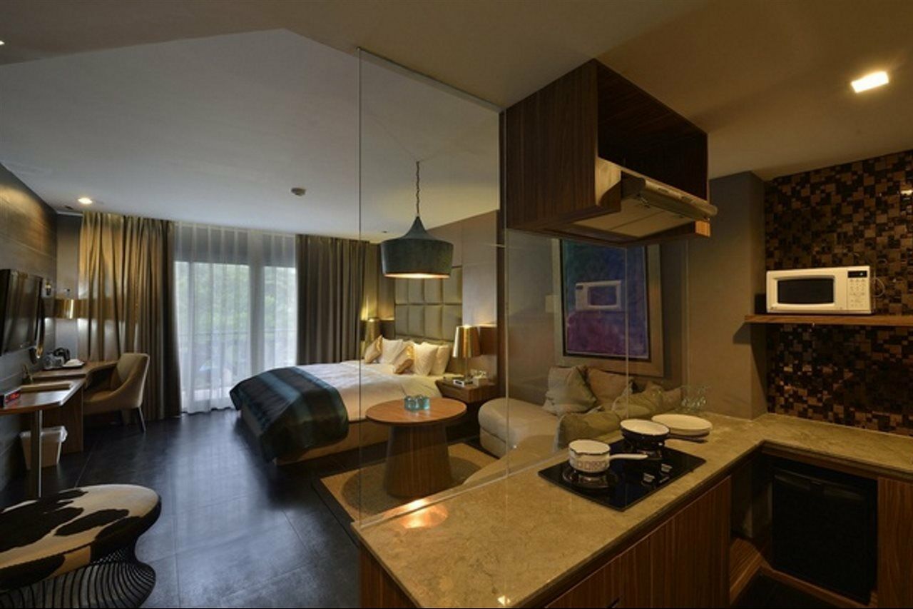 Amaroossa Suite Bali Nusa Dua  Exteriör bild